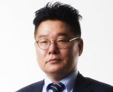 [오동희의 思見]당랑규선(螳螂窺蟬), 최은영 회장과 유수홀딩스