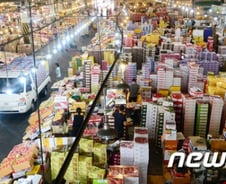 [르포]김영란법 시행전 추석선물…국회의원회관 "줄어도 여전"