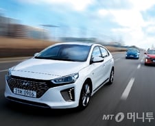 [시승기]두 얼굴의 '아이오닉 하이브리드'