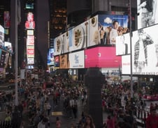 ‘태후’ 송중기, 뉴욕 타임스퀘어에서 한국 관광 알린다