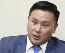 [김영란법 세상] 론킴 뉴욕주 의원 "친구라도 15달러 이상 선물 안받아"