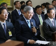 [단독]조양호, 한진해운 생사기로에 개인전용기 추가구입 의혹
