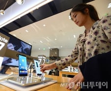 현대차 파업에 갤노트7 판매중단까지… 한국경제 겹악재(종합)