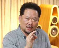 '어쩌다' 명품 스피커 장인이 된 기자…그의 '외도'는 무죄