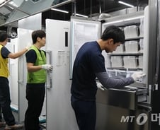 [르포]'10초에 1대' 삼성 김치냉장고...1위 비결은