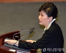 내년 4월? 12월? 차기? 개헌 시나리오는…