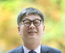 "'세종대나무숲'에서 직원 고충듣죠" 이승엽 세종문화회관 사장은 누구