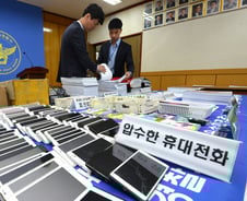 "이렇게 쉬웠어?"…최순실·안종범도 쓴 '대포폰의 정체'
