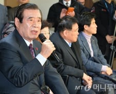 한광옥, DJ 비서실장에서 박근혜 비서실장으로