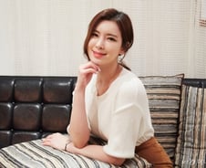 [단독]“15년 인기 비결요? 대본과 무대 무서움 알았죠"