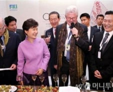 "이미경 빠져라"…청와대, CJ그룹 경영권 개입 왜?