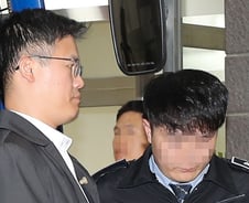 '최순실에 靑 문건유출' 정호성 前 비서관 구속