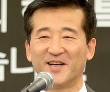 'EBS에도 검은손?' 장시호 동계영재센터 후원 하루만에 결정