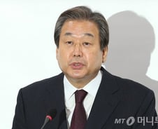 김무성·오세훈 "대통령 탈당" 요구…새누리 실력대결 양상