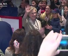 힐러리 "겸손한 마음, 최선 다할 것"vs 트럼프 "미국인, Amazing"