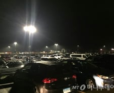 [르포]'블프'에 美 우드버리 가보니…주차하는데 2시간? '옛말'