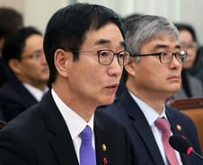 李부총리 "국정교과서, 균형있는 역사관·올바른 국가관 담았다"