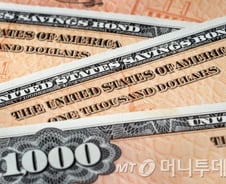 美 국채수익률, 내년 3회 금리 인상 전망에 2년물 '7년반' 최고치