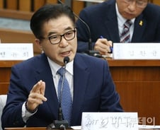 靑, 대법원장 사찰 의혹…대법원 "반헌법적 사태"(종합)