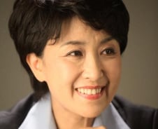 정미홍 前 아나운서 "태극기 바람으로 촛불 꺼버리자"