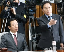 박범계 "우병우, 軍사조직 알자회 배후" 주장…우병우 "사실무근"