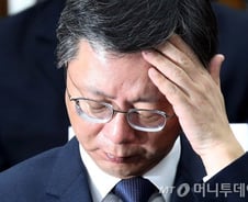 우병우 "외제차 단 1대…개인비리 의혹 근거없는 것, 억울"