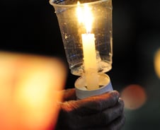 촛불 9주간 892만, 올해 마지막날 1000만 찍을까