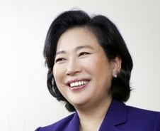 [단독]현대그룹 창투사 설립 추진…현정은 회장 사재출연