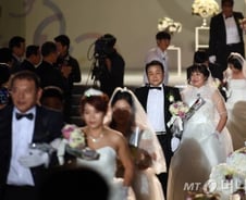 맞벌이 신혼부부에 100만원 세액공제… 혼수값 준다