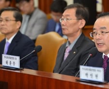 [단독]부산교대, 총장 딸 입학 놓고 '소송전'