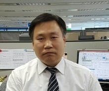 호텔신라 주가는 왜 반토막이 났나