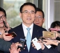 [단독]조용병 신한금융 회장 내정자 "파벌없이 개방성 키울 것" 