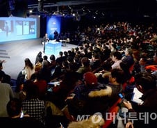 [the300 레터] '도깨비' 밀어낸 안희정