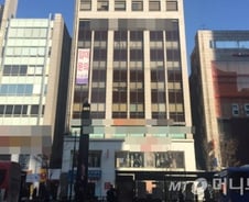 빈상가 느는 강남권 "권리금 안 받습니다"