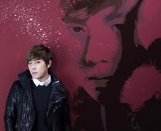[단독]그룹 '디셈버' 윤혁, 무면허 운전 적발 입건