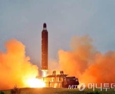 北, 3차 핵실험 4주년 날...미사일 발사 도발 강행(상보)