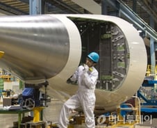 [르포]'꿈의 조각' 만드는 새마을공장 '대한항공 테크센터'