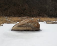 적은 것으로 할 수 있는 것을 많은 것으로 이루려 하지 마라