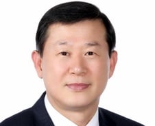 이성호 국가인권위원장 재산 26억…1년 새 1.2억 불어