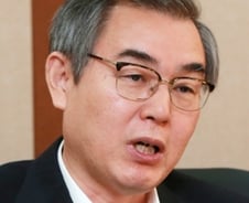 정재찬 공정위원장 재산 3.8억…장관급 최하위권