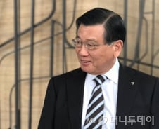 [단독]박삼구 회장 "산업은행 확약서부터 받아야 한다"
