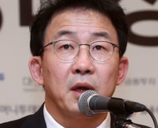 저성장 탈출 해법? "자본시장을 활성화하라"