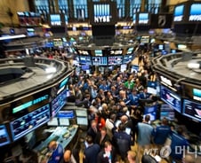 [뉴욕마감]뉴욕증시, 북 '핵실험 강행' 발언에 혼조...나스닥, 다시 사상 최고가