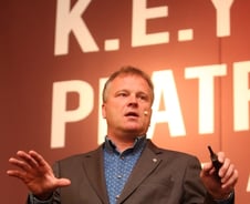 "디지털, 선택이 아닌 필수"