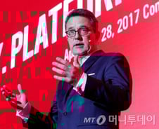 "4차 산업혁명, 특정 기업이 독점 못하는 시장"