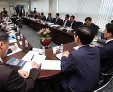 [팩트체크] 매년 경찰 1만명이 비리징계?