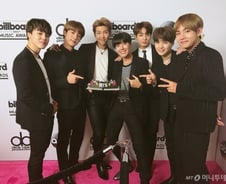 빌보드의 방탄소년단, '단골손님' 끄는 세계적 인기 비결은