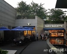 [단독]파리바게뜨, 8년만에 BI 교체…'에펠탑' 뺀다 