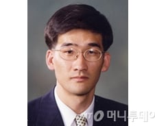 [단독]靑 중소기업비서관에 임원혁 KDI 교수 내정