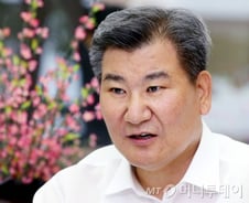 "50년 대구의 동반자 DGB, 이제 세계로 뻗어나갈 것" 